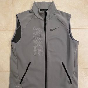 Nike Active Zip Up